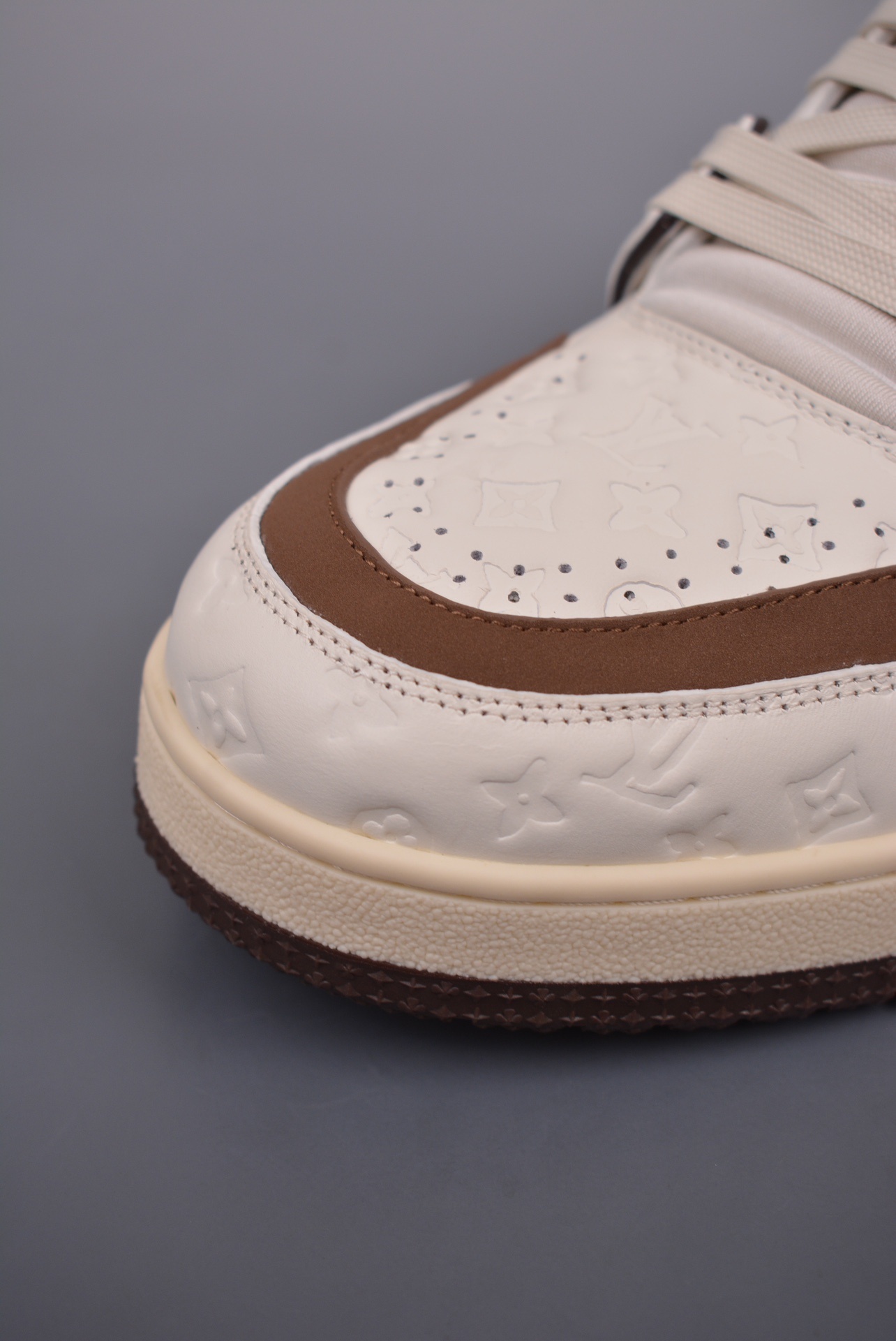 LV Trainer Limited Edition Collaboration Latest colorway