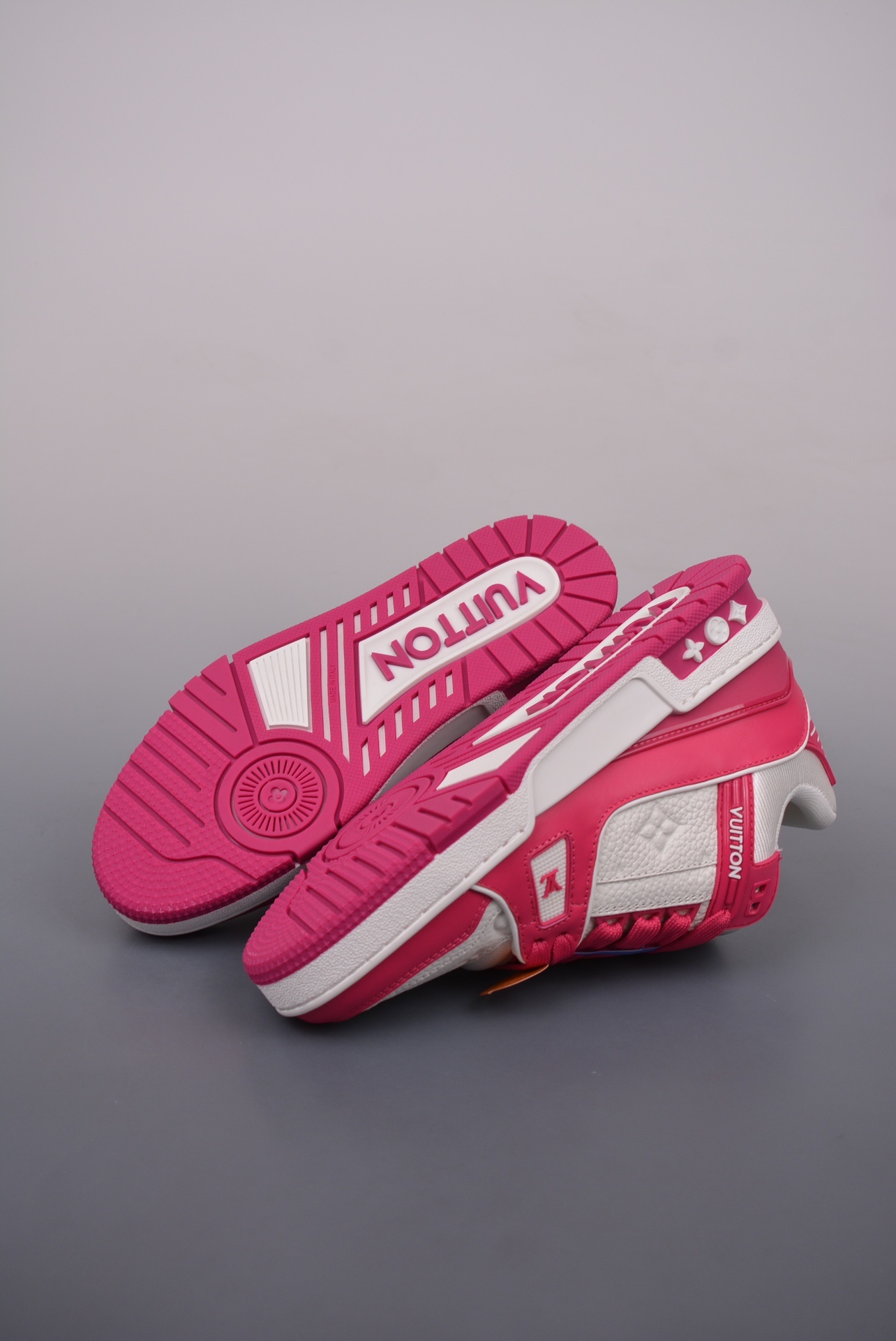 LV Trainer  Exclusive Newly