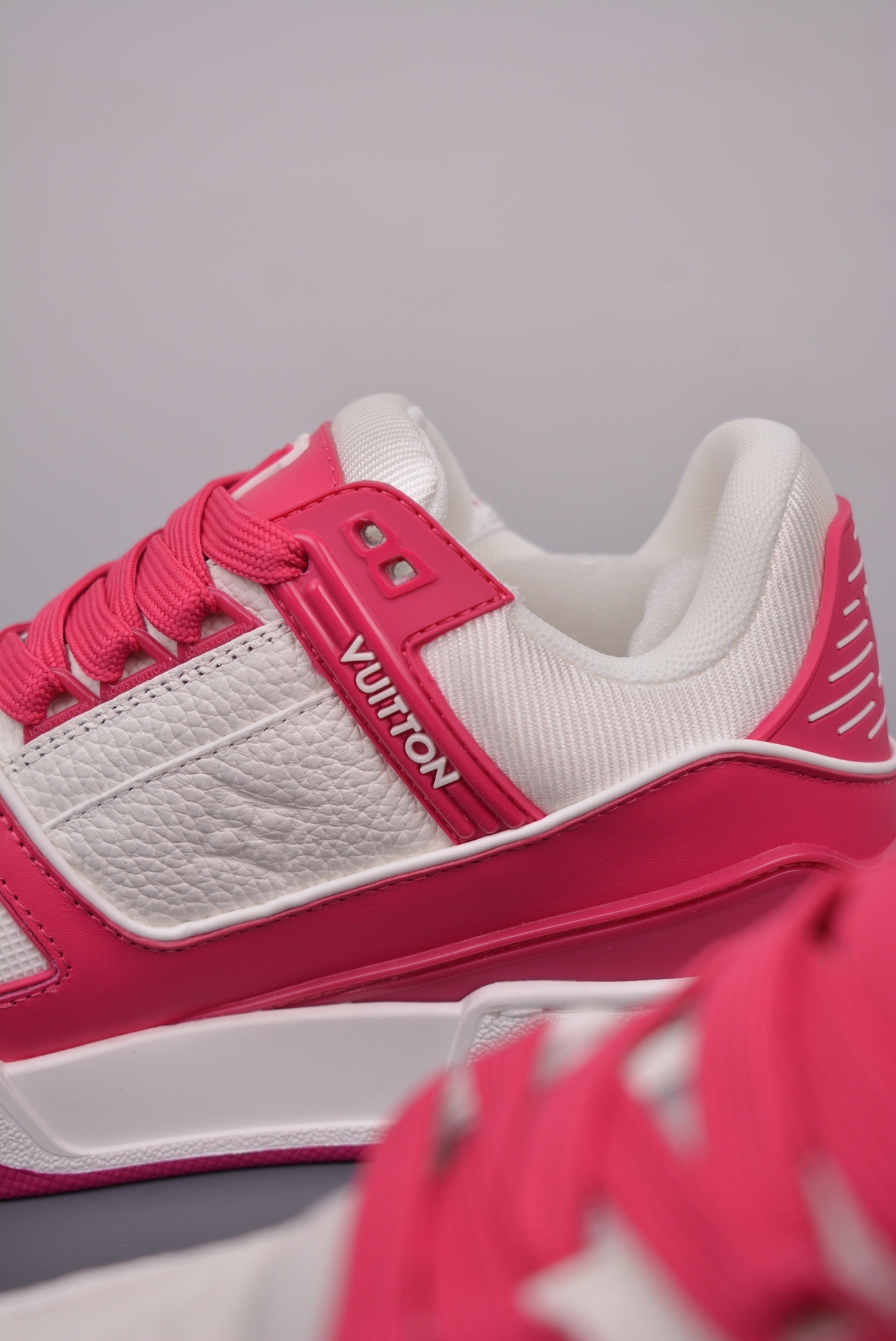 LV Trainer  Exclusive Newly
