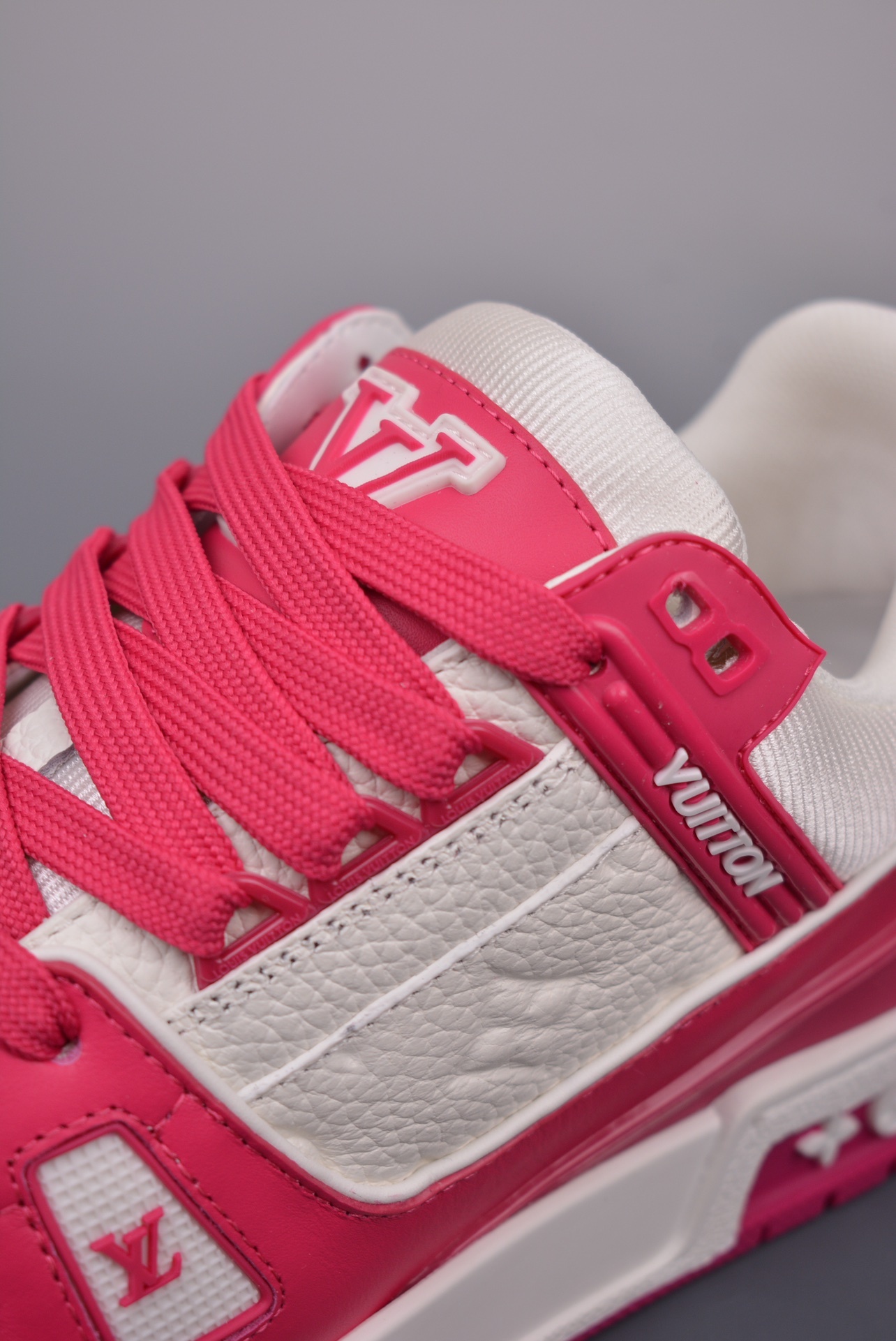 LV Trainer  Exclusive Newly