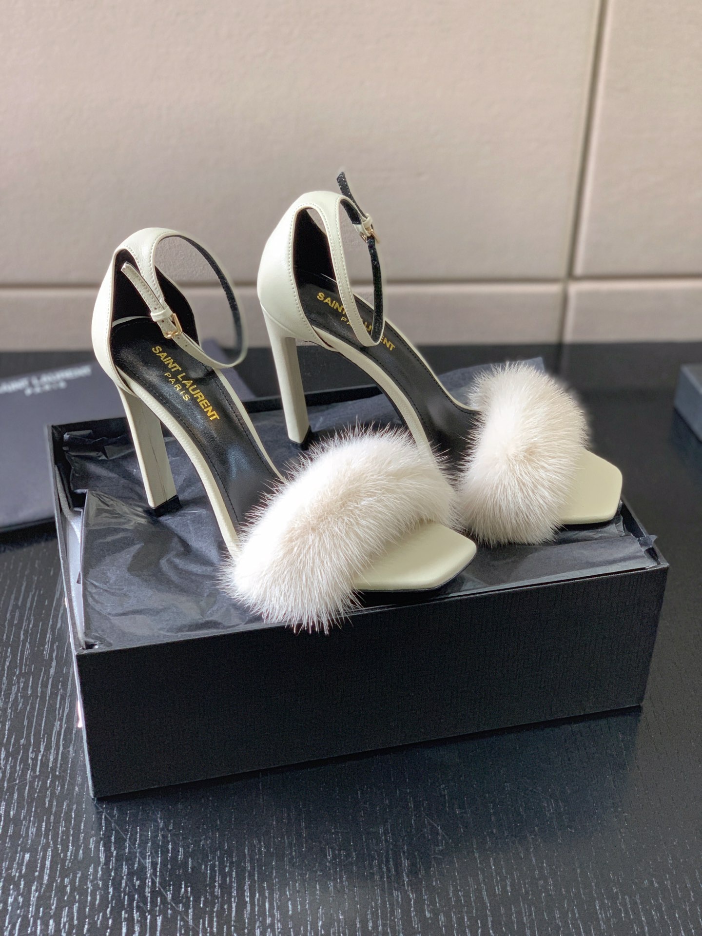 YSL PLUMMIU 3