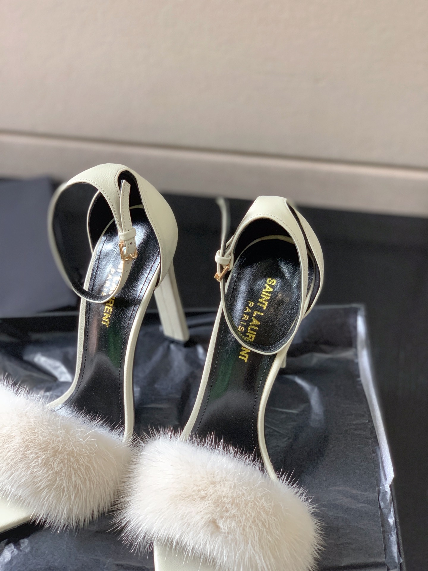 YSL PLUMMIU 3