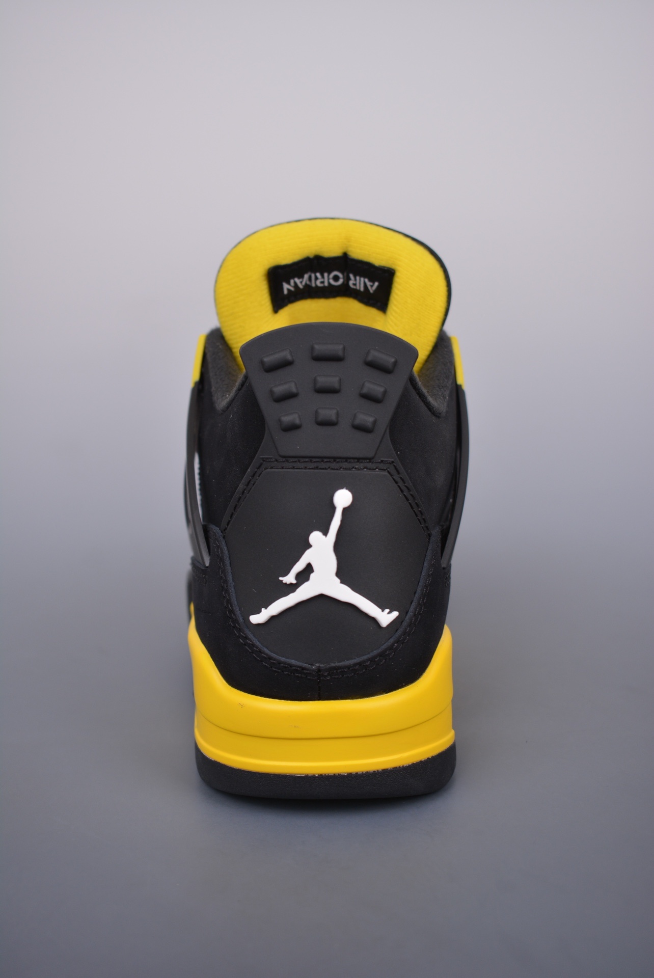 Nike AJ4